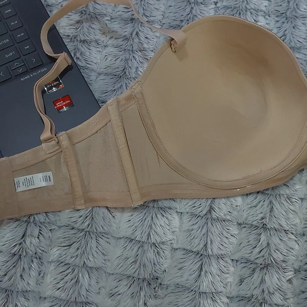 unknown brand 36DDD‎ Nude Bra convertible straps